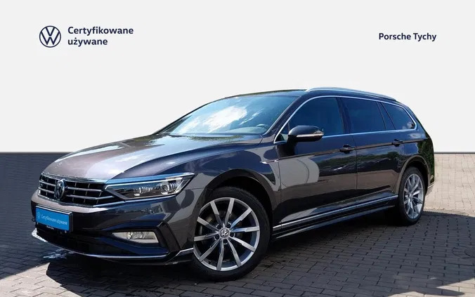 Volkswagen Passat cena 149900 przebieg: 60190, rok produkcji 2019 z Radymno małe 562